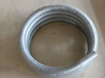 Eco - bobina amistosa del tubo aletado de los SS para el refrigerador de aceite/la bobina de acero inoxidable de la tubería